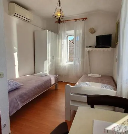 Appartement - 3 A Beautiful With A Sea View *