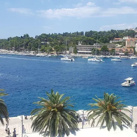 Appartement - 3 A Beautiful With A Sea View *